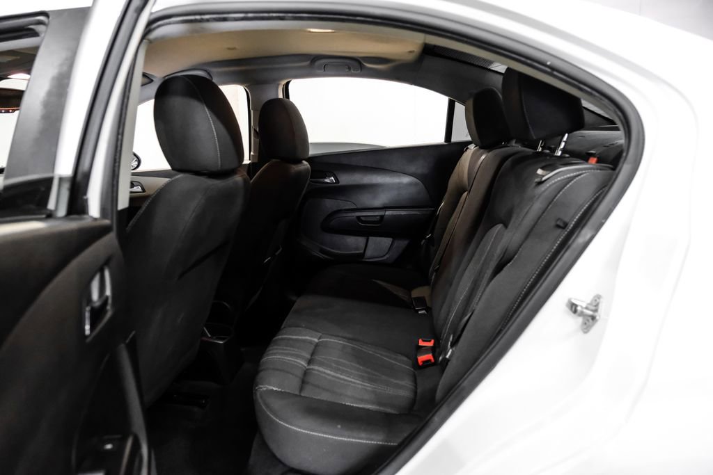 Used 2019 Chevrolet Sonic LT w/ Convenience Package image 37