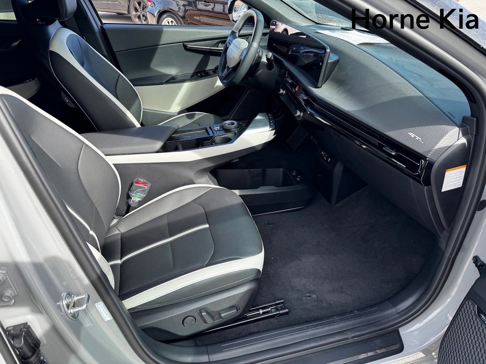 New 2025 Kia EV6 GT-Line image 17