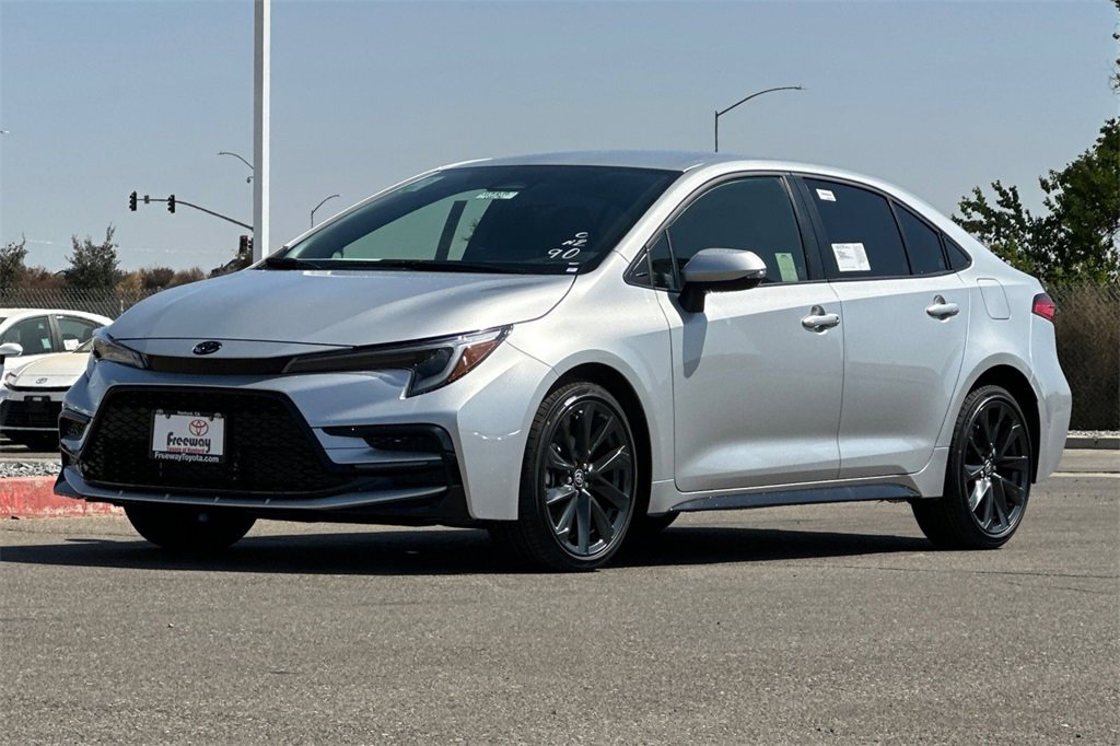 New 2026 Toyota Corolla SE image 8