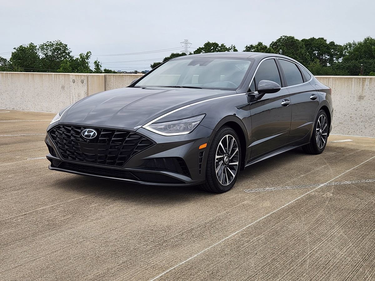 Used 2022 Hyundai Sonata Limited FWD image 3