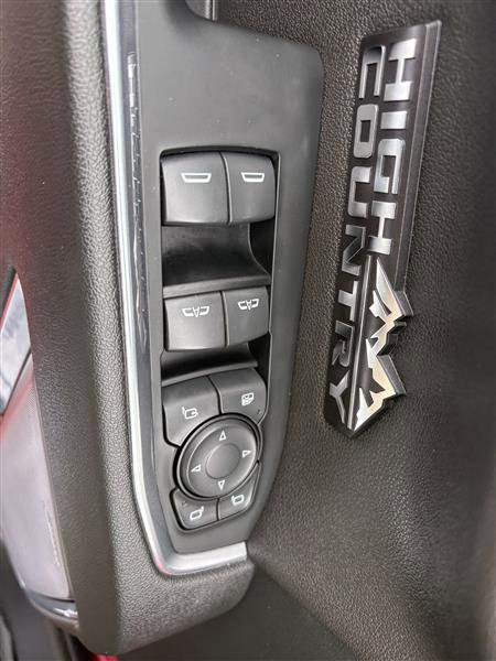 Used 2023 Chevrolet Silverado 1500 High Country w/ High Country Premium Package AWD/4WD image 14