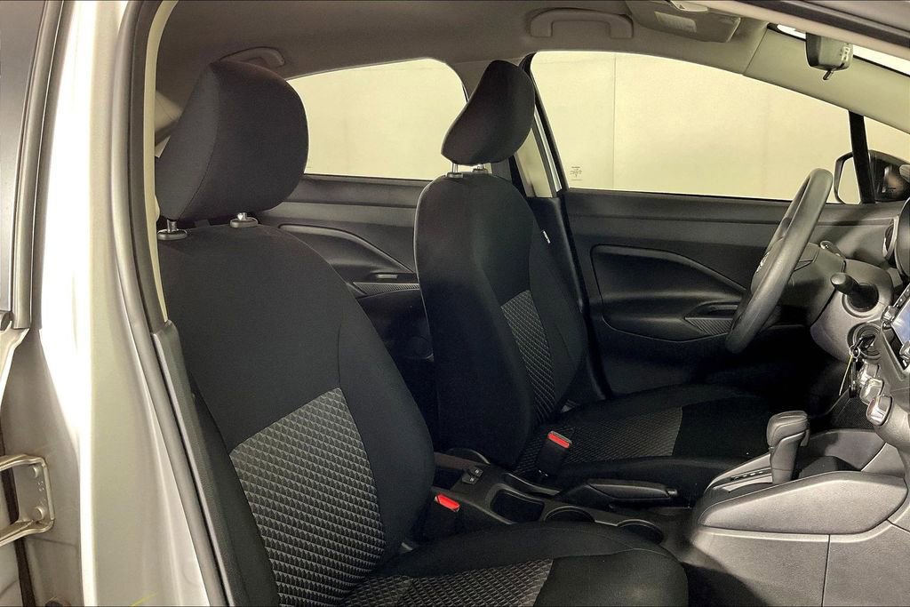 Used 2024 Nissan Versa S w/ Trunk Package image 10