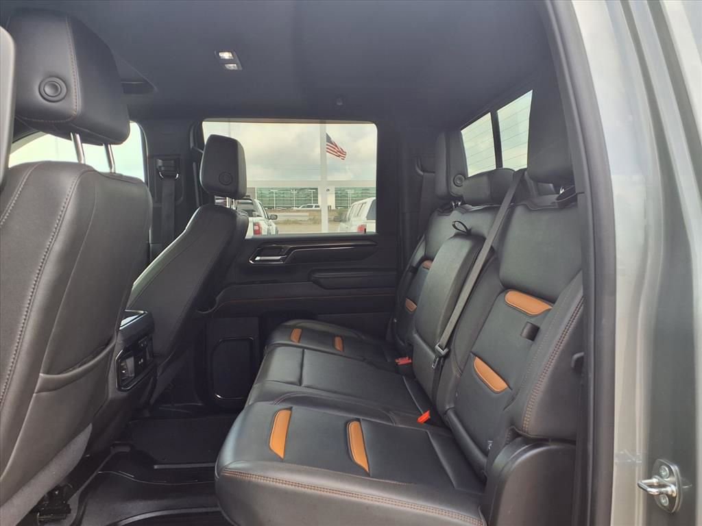 Used 2024 GMC Sierra 2500 AT4 w/ AT4 Premium Plus Package AWD/4WD image 17