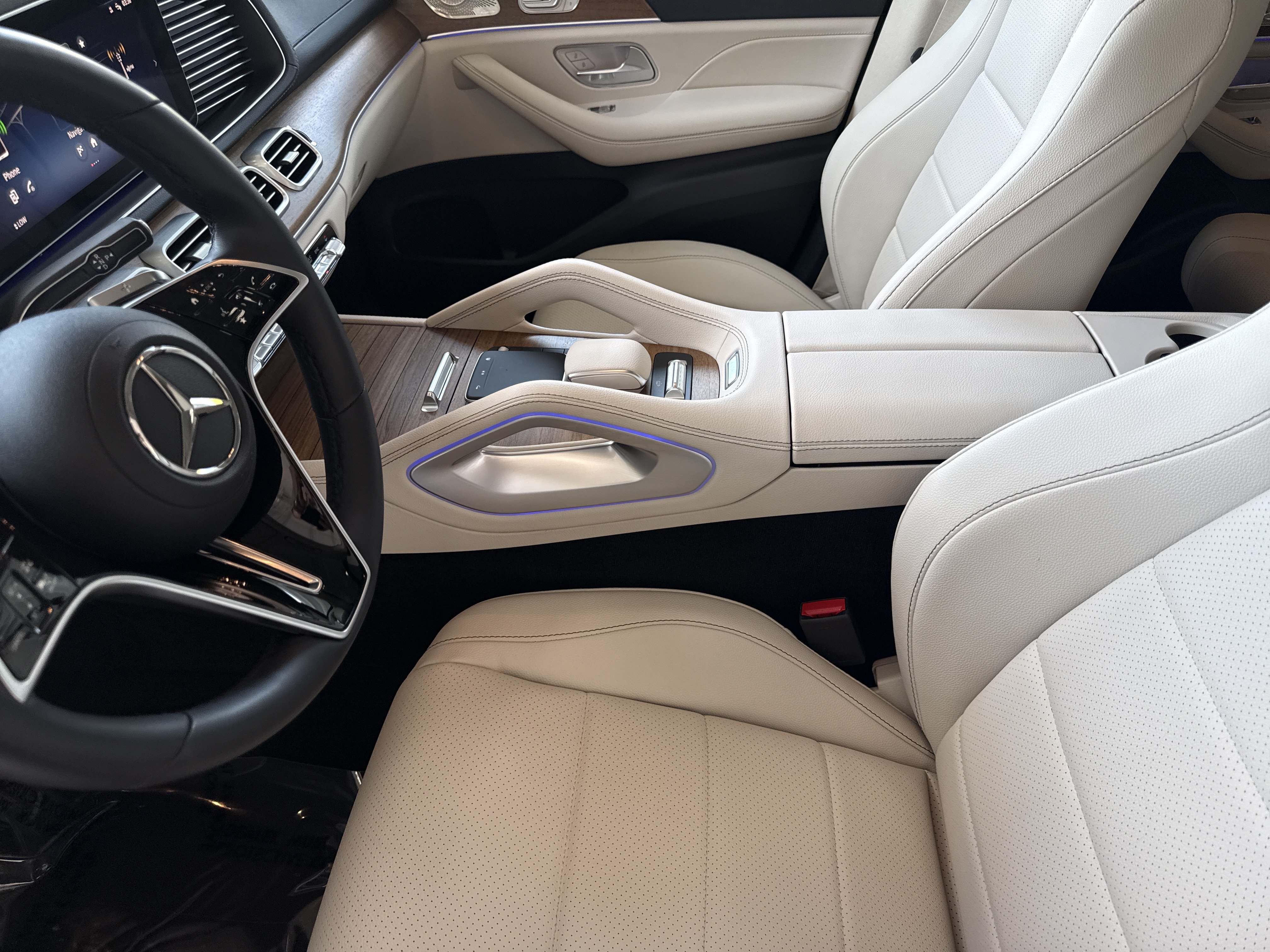 Certified 2025 Mercedes-Benz GLS 450 4MATIC image 25