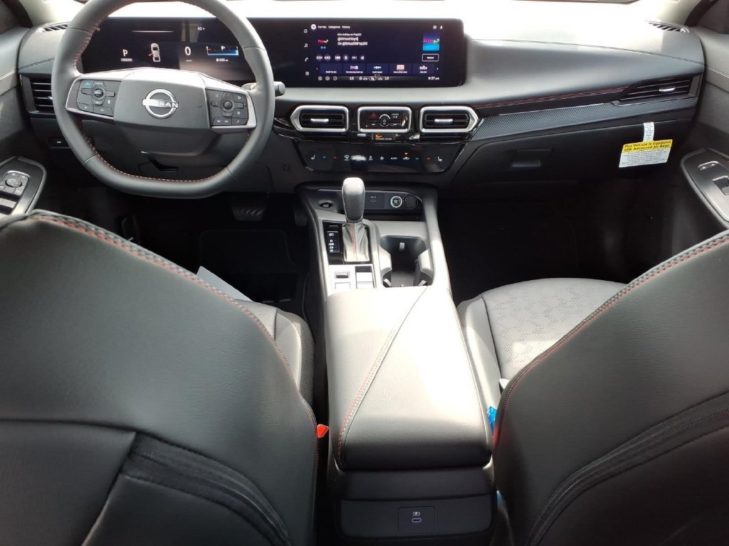 New 2026 Nissan Sentra SR w/ SR Premium Package FWD image 12