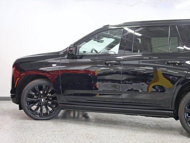 Used 2025 Cadillac Escalade Sport Platinum w/ LPO, ONYX Package AWD/4WD image 11