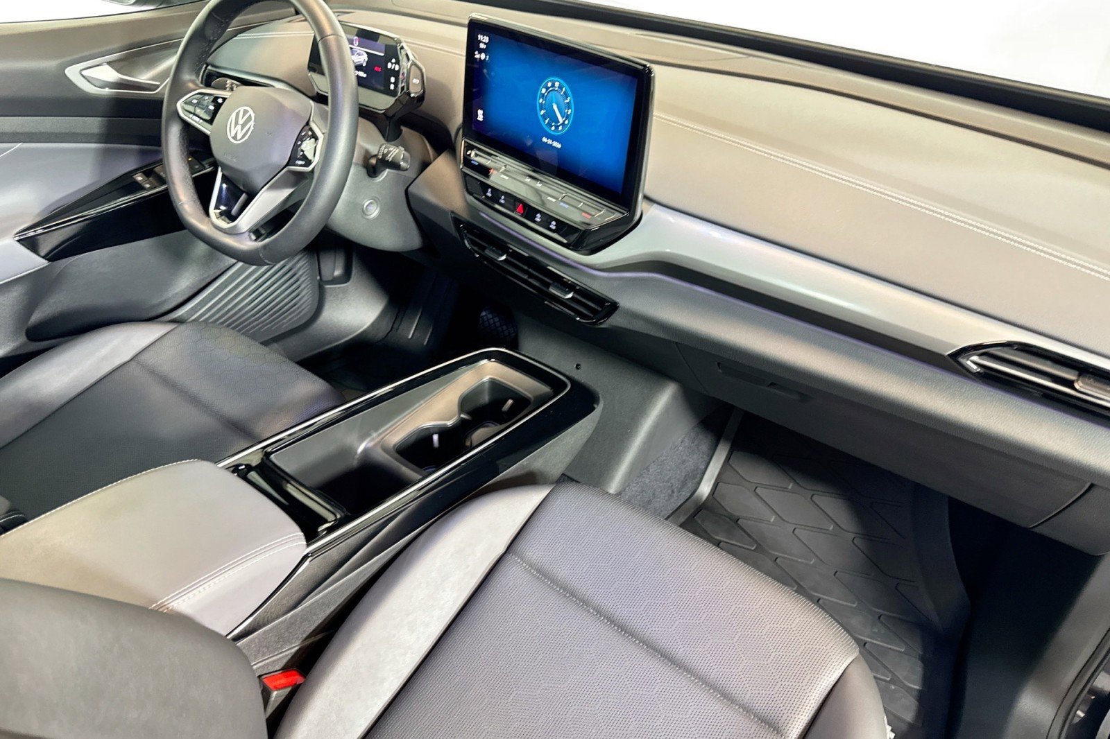 Used 2023 Volkswagen ID.4 S image 26