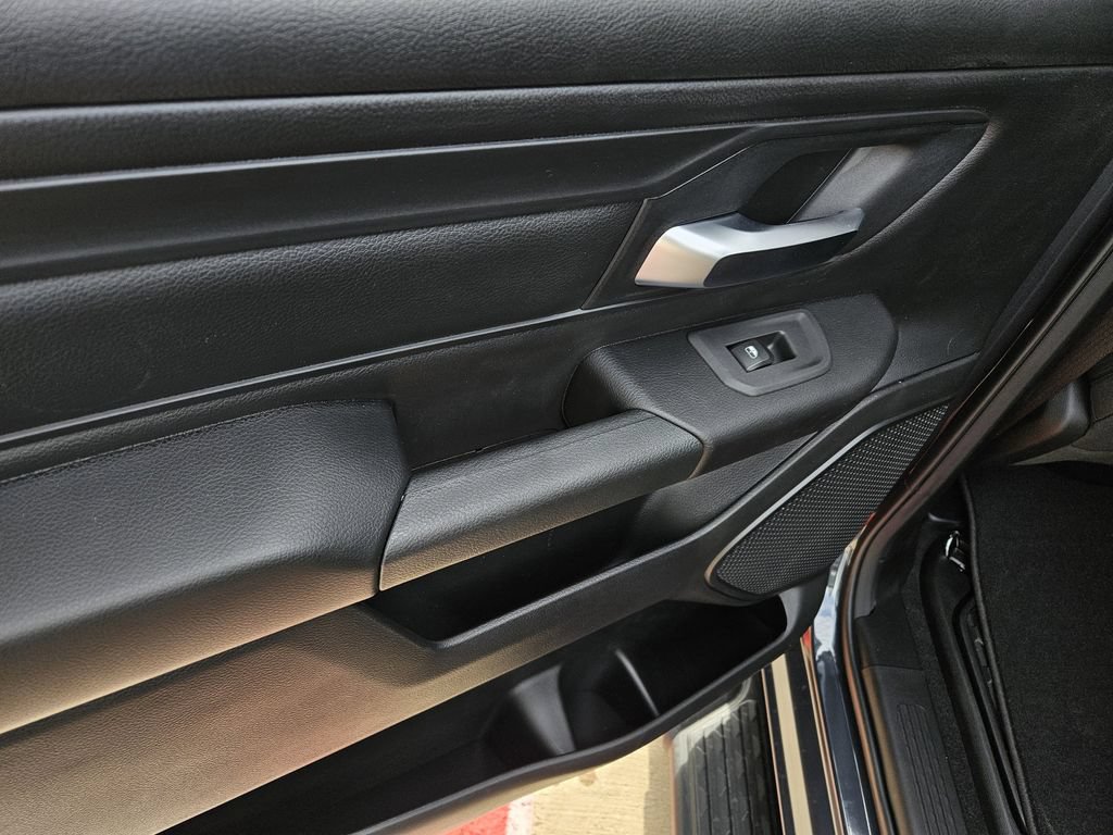 New 2026 RAM 1500 Express AWD/4WD image 12