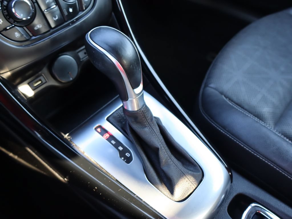 Used 2019 Buick Cascada Premium FWD image 24