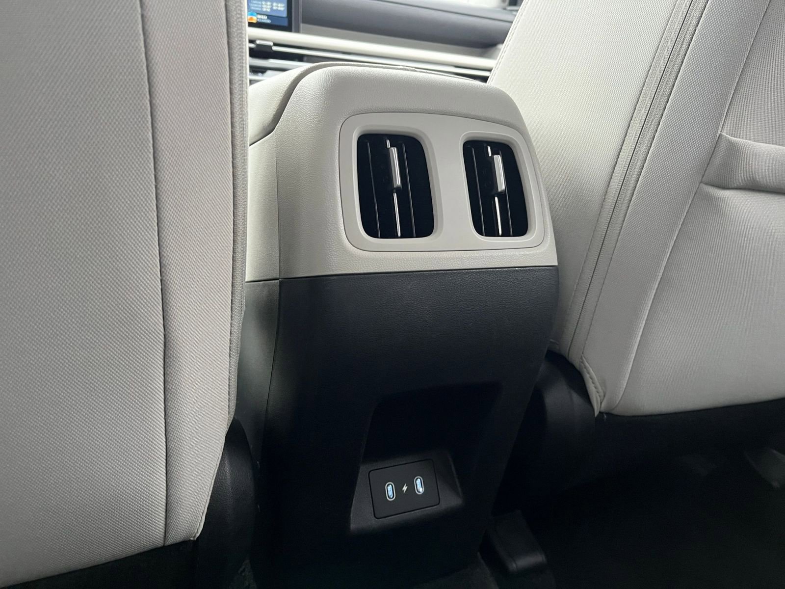 Used 2025 Hyundai Tucson SEL FWD image 24