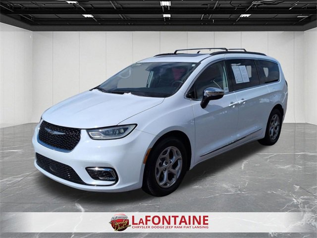 Certified 2023 Chrysler Pacifica Limited image 1