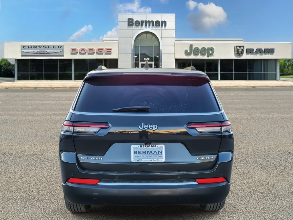 Used 2022 Jeep Grand Cherokee L Limited w/ Trailer Tow Group (B) image 7