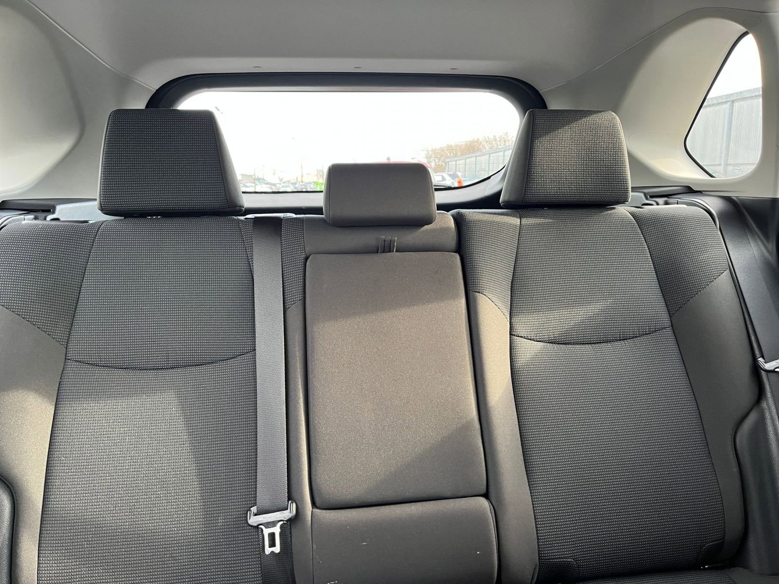 Used 2025 Toyota RAV4 LE image 37