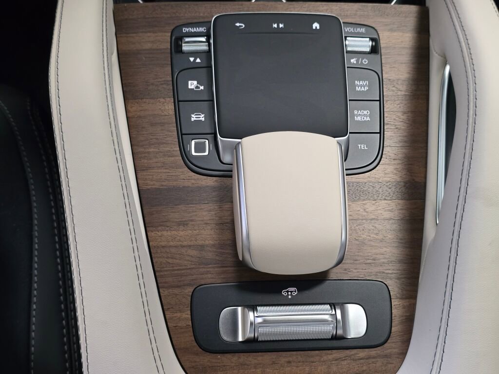 New 2026 Mercedes-Benz GLE 53 AMG 4MATIC Coupe image 30