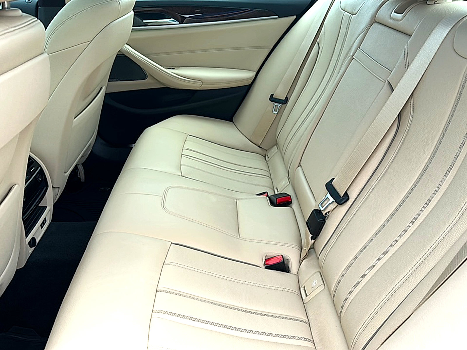 Used 2020 BMW 540i xDrive w/ Premium Package AWD/4WD image 19