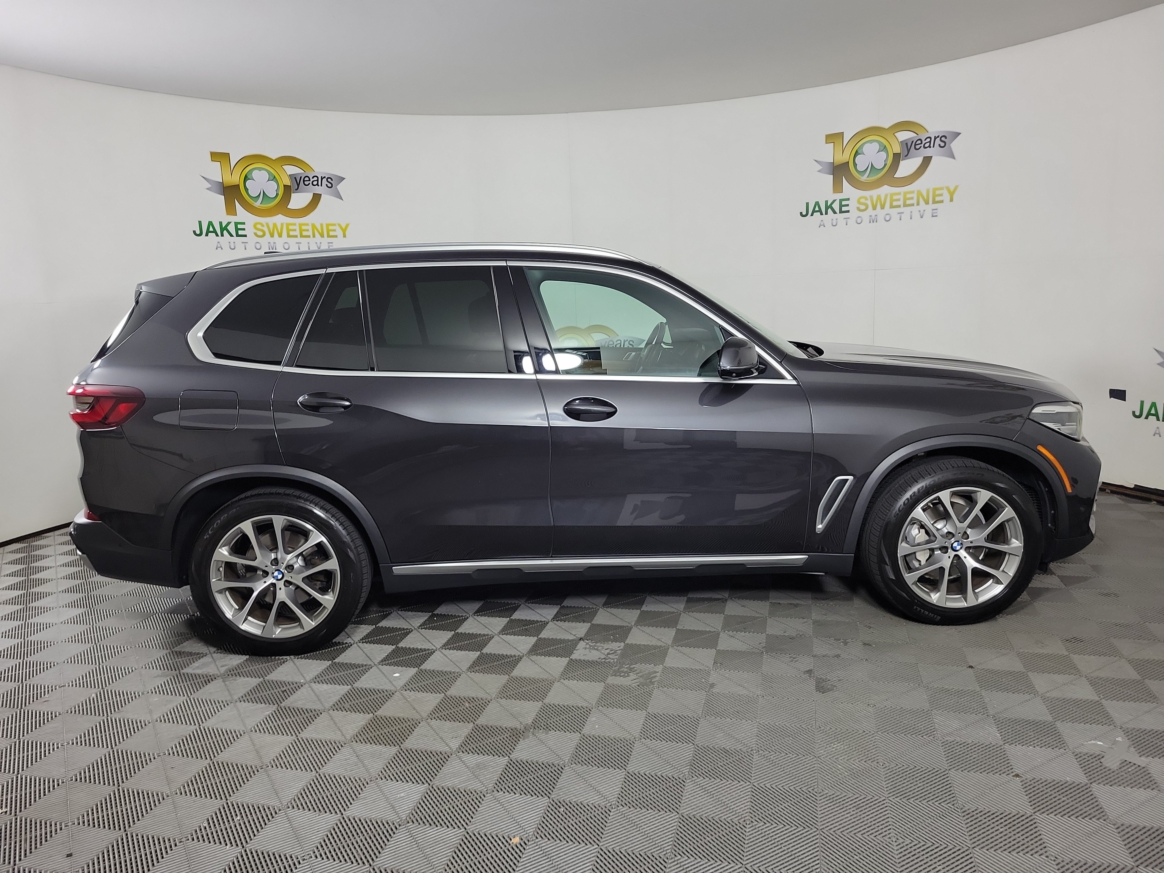 Used 2023 BMW X5 xDrive40i AWD/4WD image 4