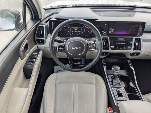 Used 2022 Kia Sorento EX image 14