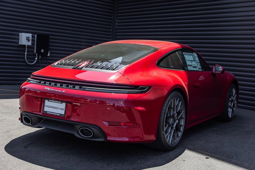 Used 2025 Porsche 911 Carrera S image 9