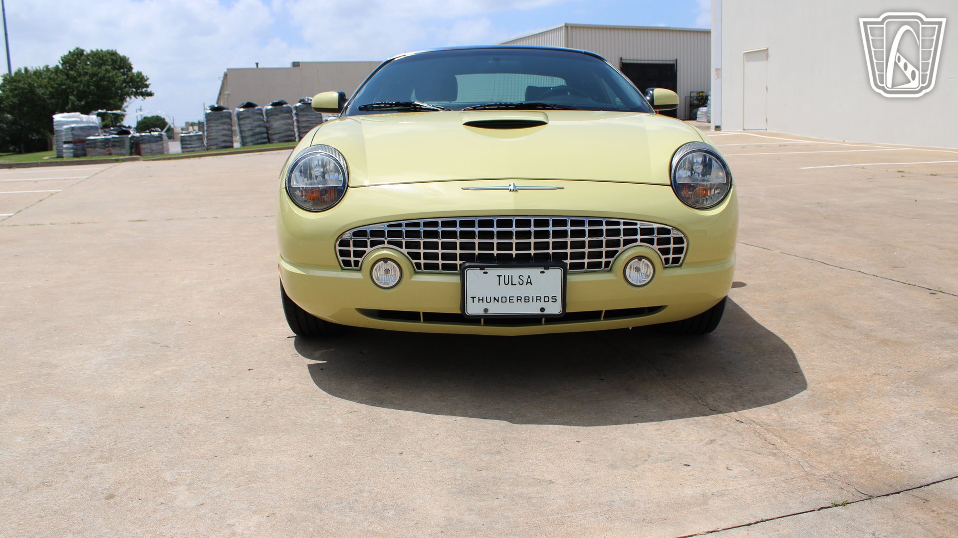 Used 2005 Ford Thunderbird RWD image 31