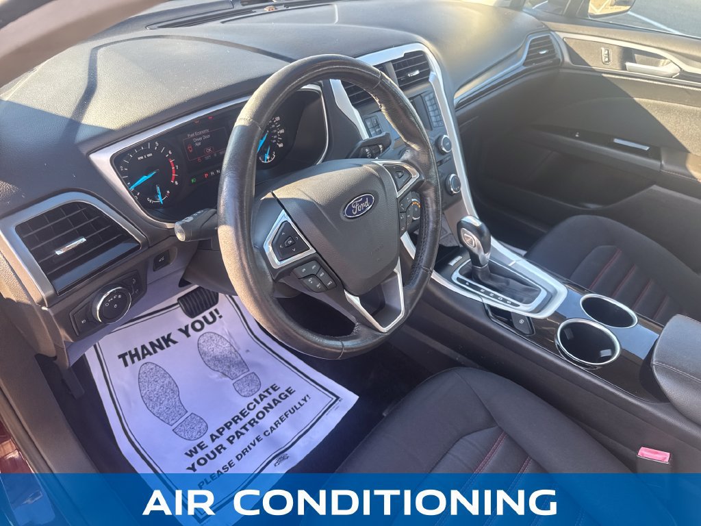 Used 2013 Ford Fusion SE FWD image 14