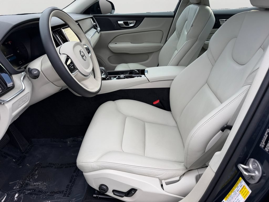 Certified 2023 Volvo S60 T8 Plus AWD/4WD image 16