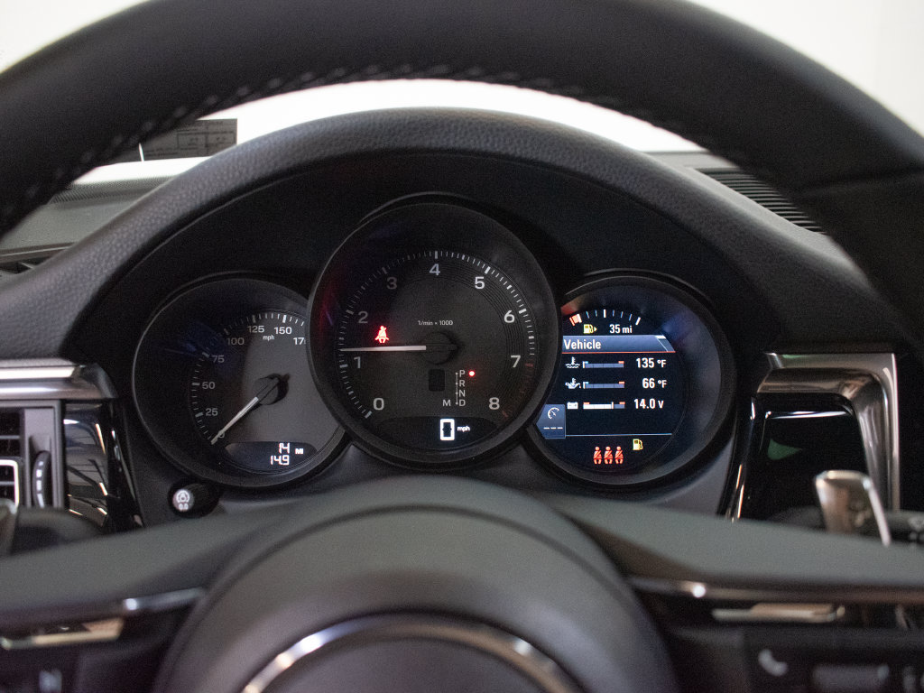 New 2026 Porsche Macan AWD/4WD image 25