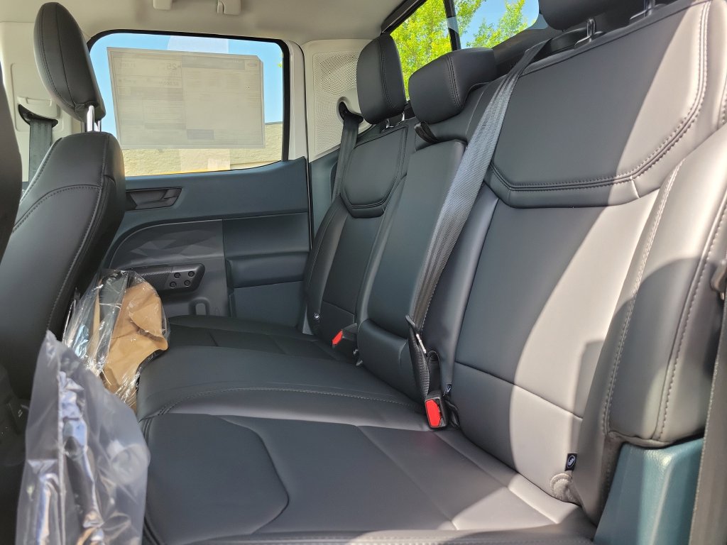 New 2026 Ford Maverick Lariat w/ Black Appearance Package AWD/4WD image 9