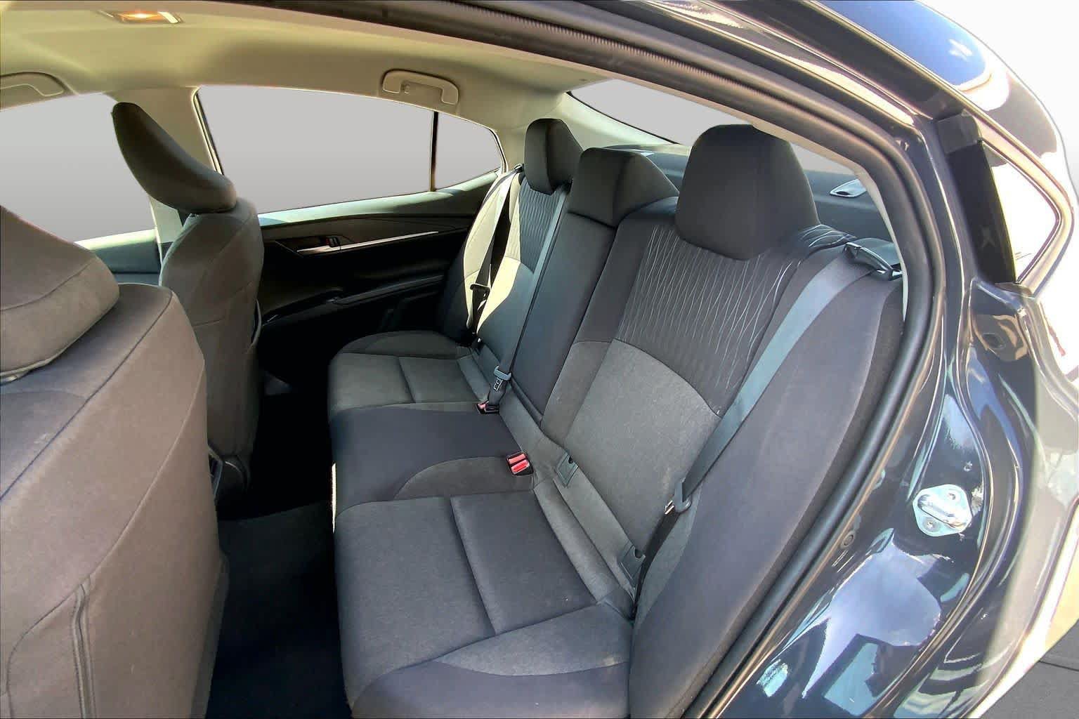 Used 2025 Toyota Camry LE FWD image 21