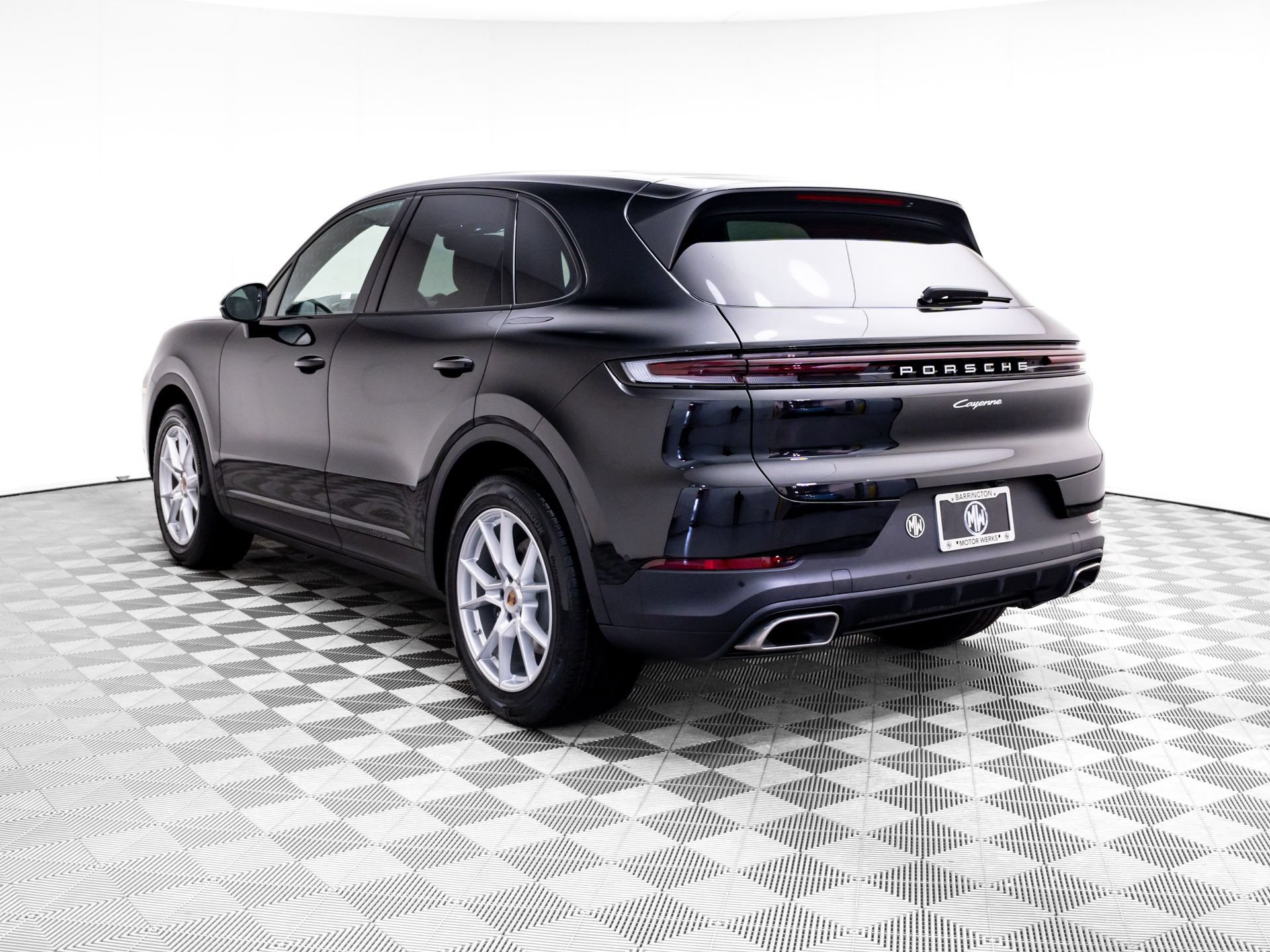 New 2026 Porsche Cayenne AWD/4WD image 3