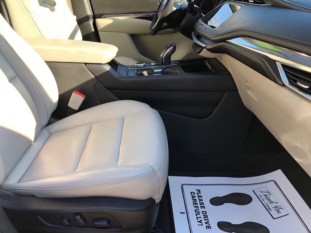 Used 2019 Cadillac XT4 Luxury image 25