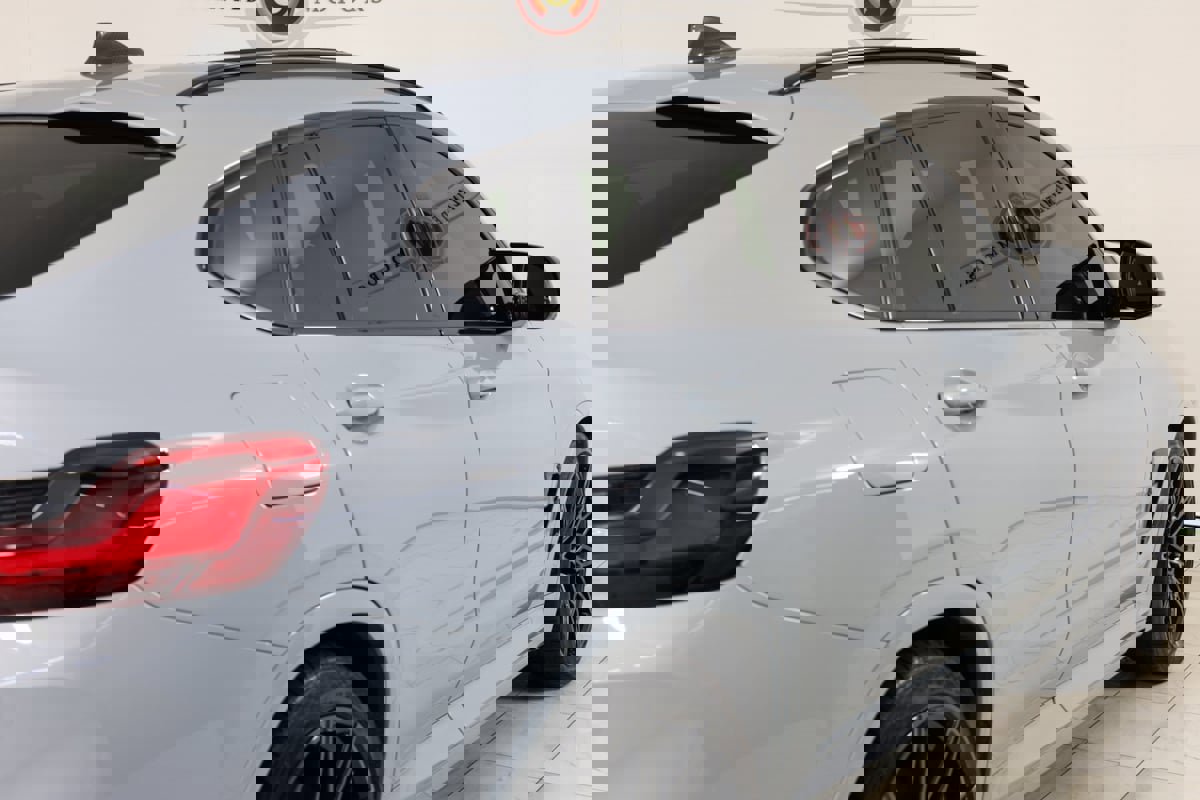 Used 2022 BMW X4 M w/ Competition Package image 46