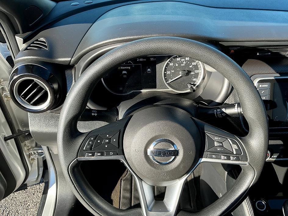 Used 2020 Nissan Kicks SV image 14