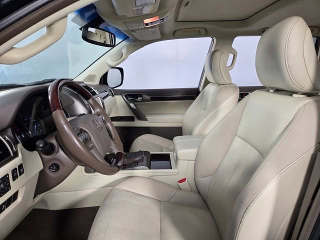 Used 2017 Lexus GX 460 AWD/4WD image 11