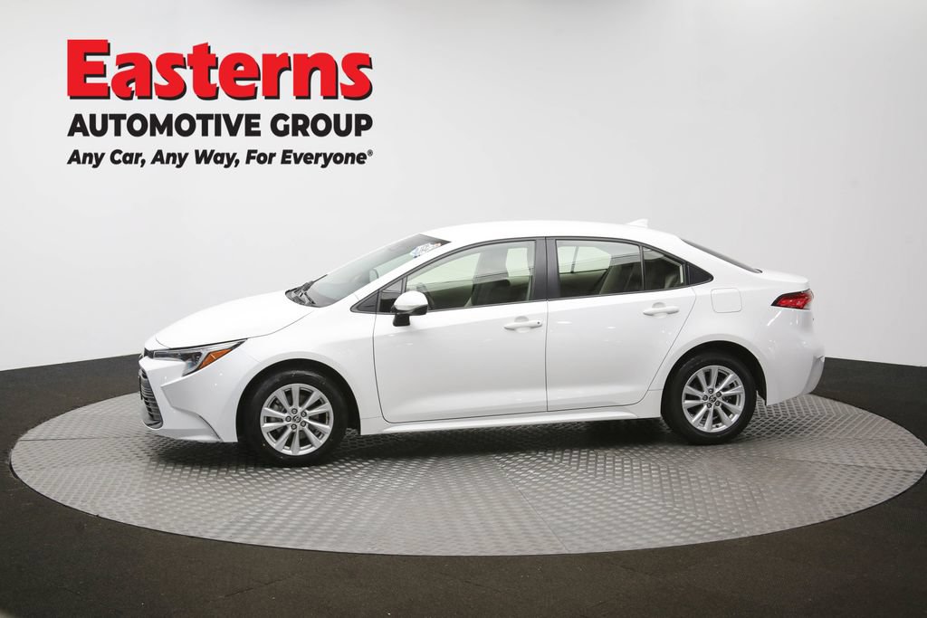 Used 2024 Toyota Corolla LE w/ LE Convenience Package FWD image 58
