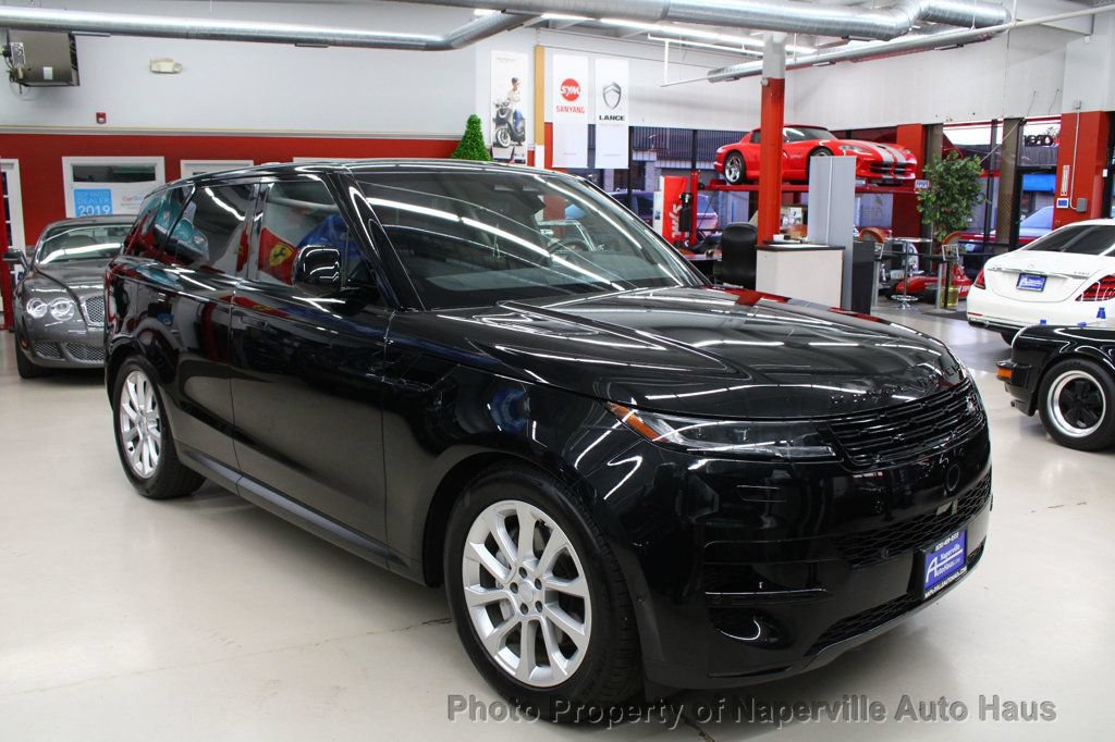 Used 2025 Land Rover Range Rover Sport SE AWD/4WD image 59
