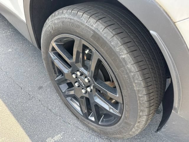 Used 2023 Chevrolet Blazer LT FWD image 11