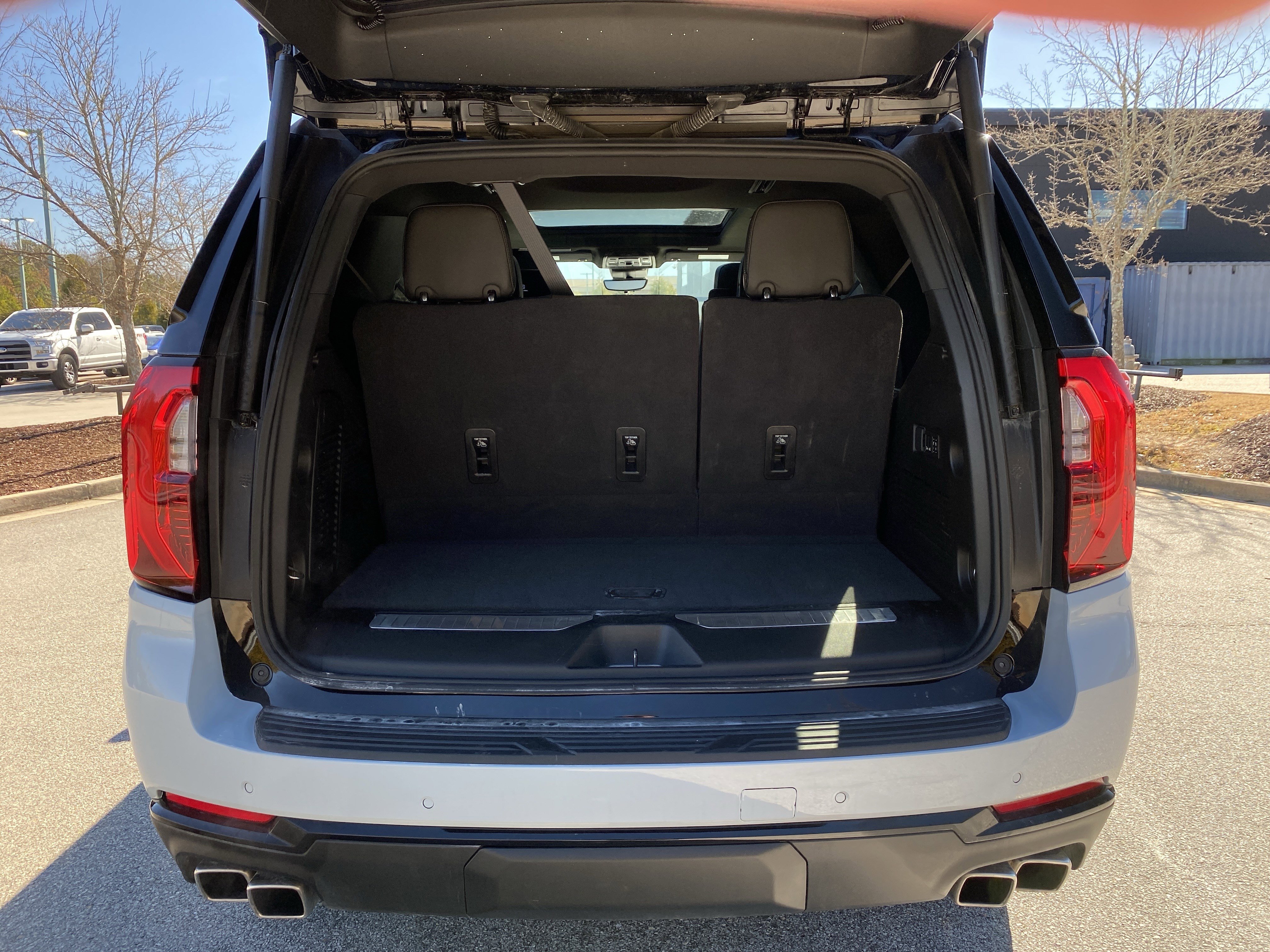 Used 2025 GMC Yukon Denali Ultimate image 52