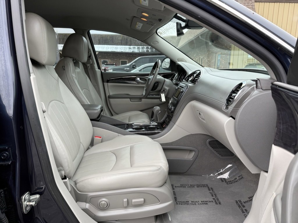 Used 2017 Buick Enclave Premium image 24