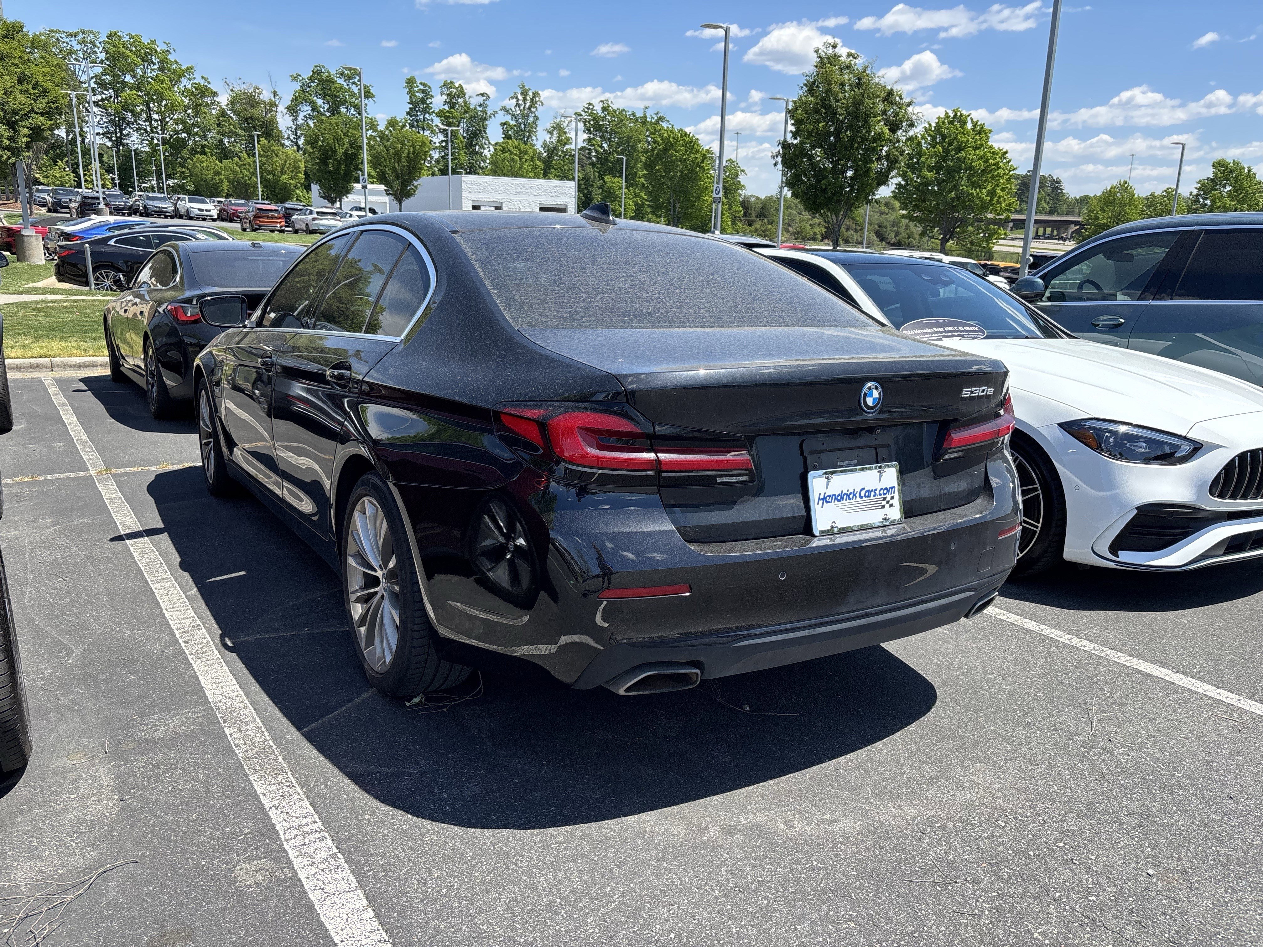 Certified 2023 BMW 530e w/ Premium Package RWD image 17