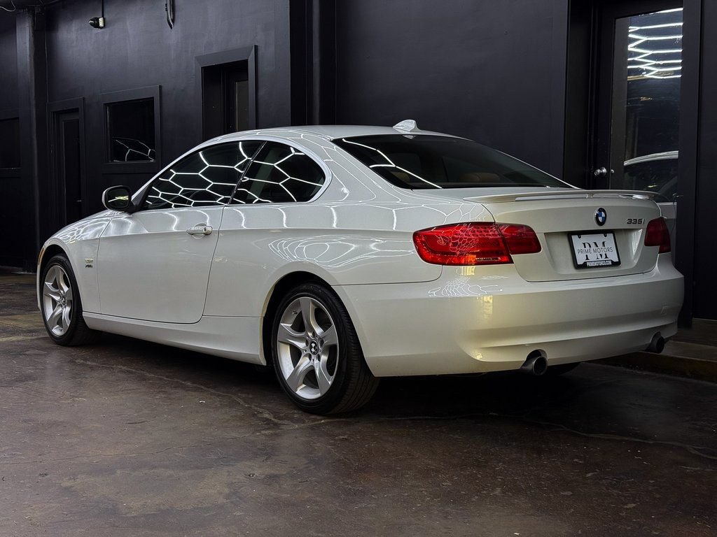 Used 2011 BMW 335i xDrive Coupe AWD/4WD image 7