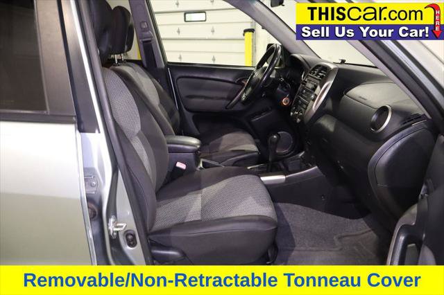 Used 2005 Toyota RAV4 2WD w/ "L" Pkg image 23