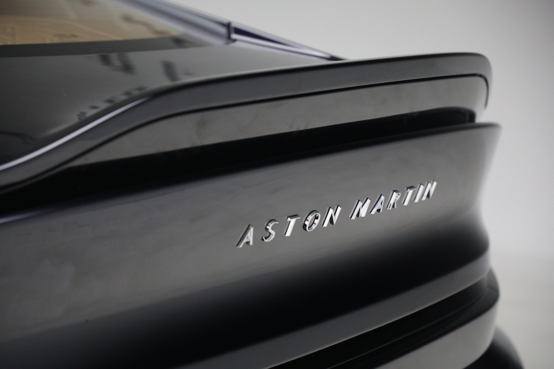 New 2026 Aston Martin Vanquish RWD image 37