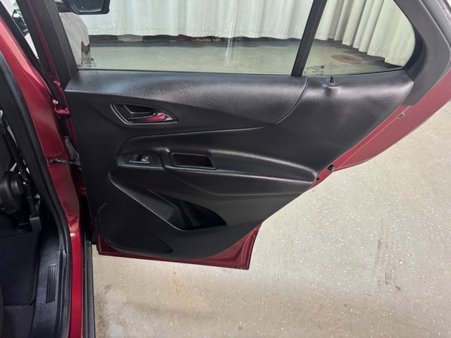 Used 2020 Chevrolet Equinox LT image 35