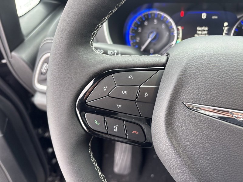 New 2026 Chrysler Pacifica Select w/ S Appearance Package image 26