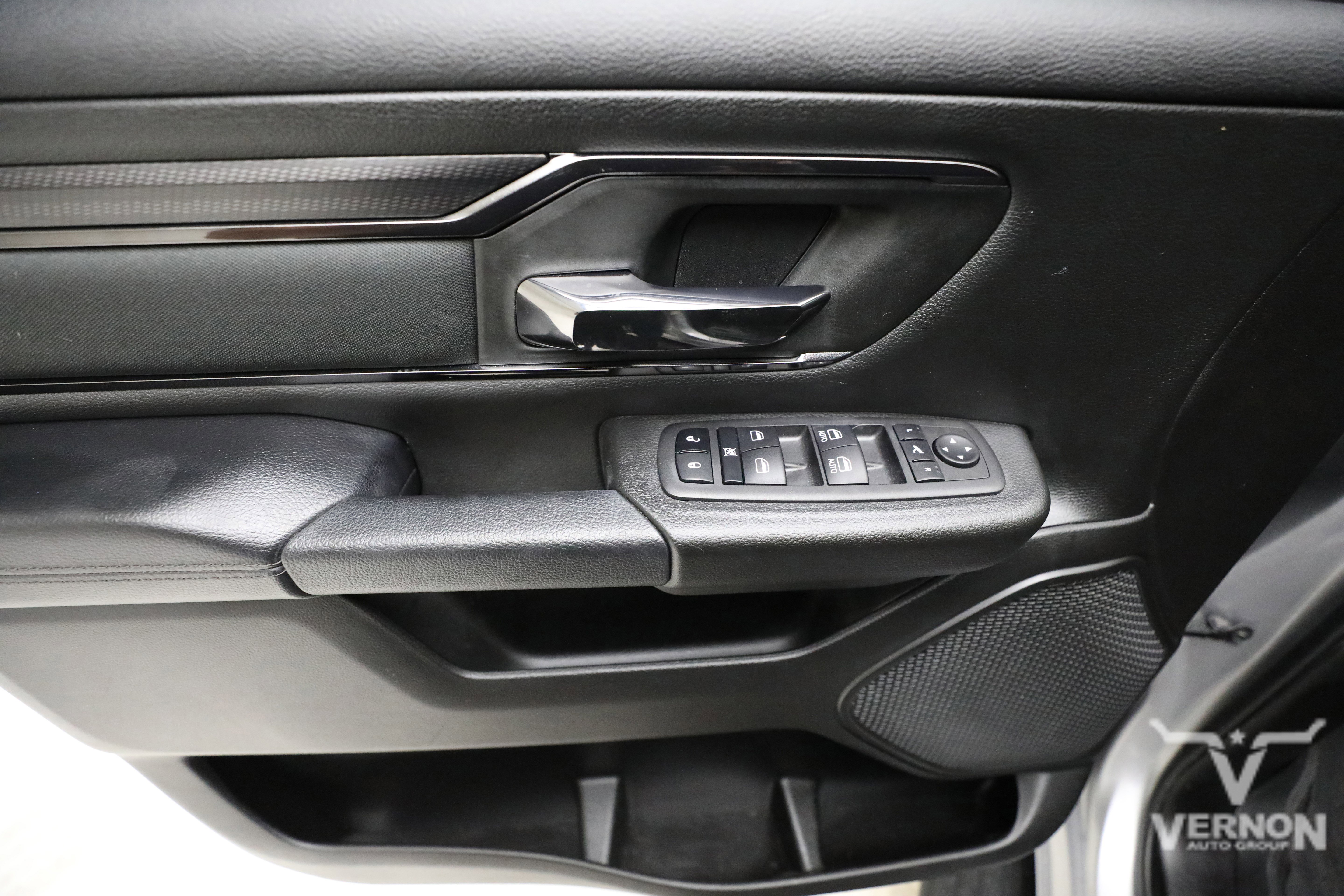 Used 2024 RAM 1500 Lone Star AWD/4WD image 18