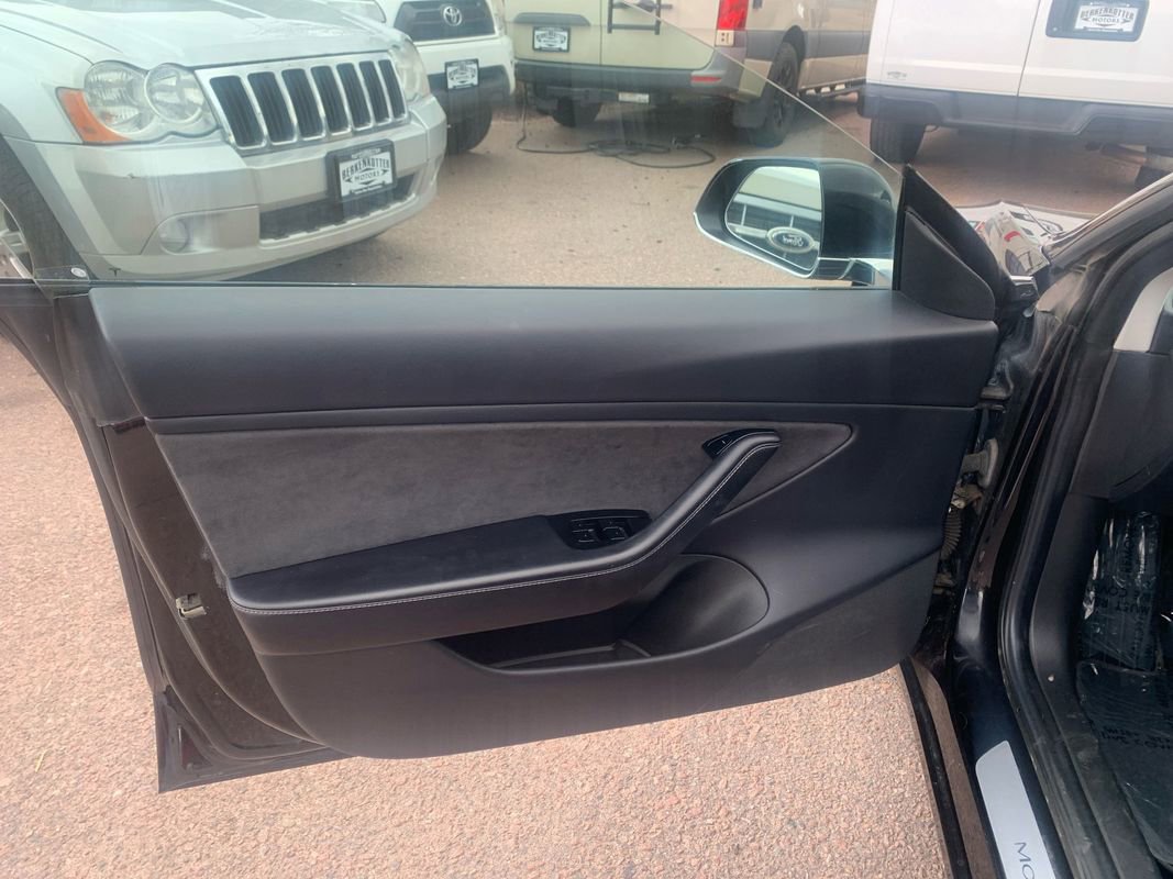 Used 2018 Tesla Model 3 Long Range AWD/4WD image 13