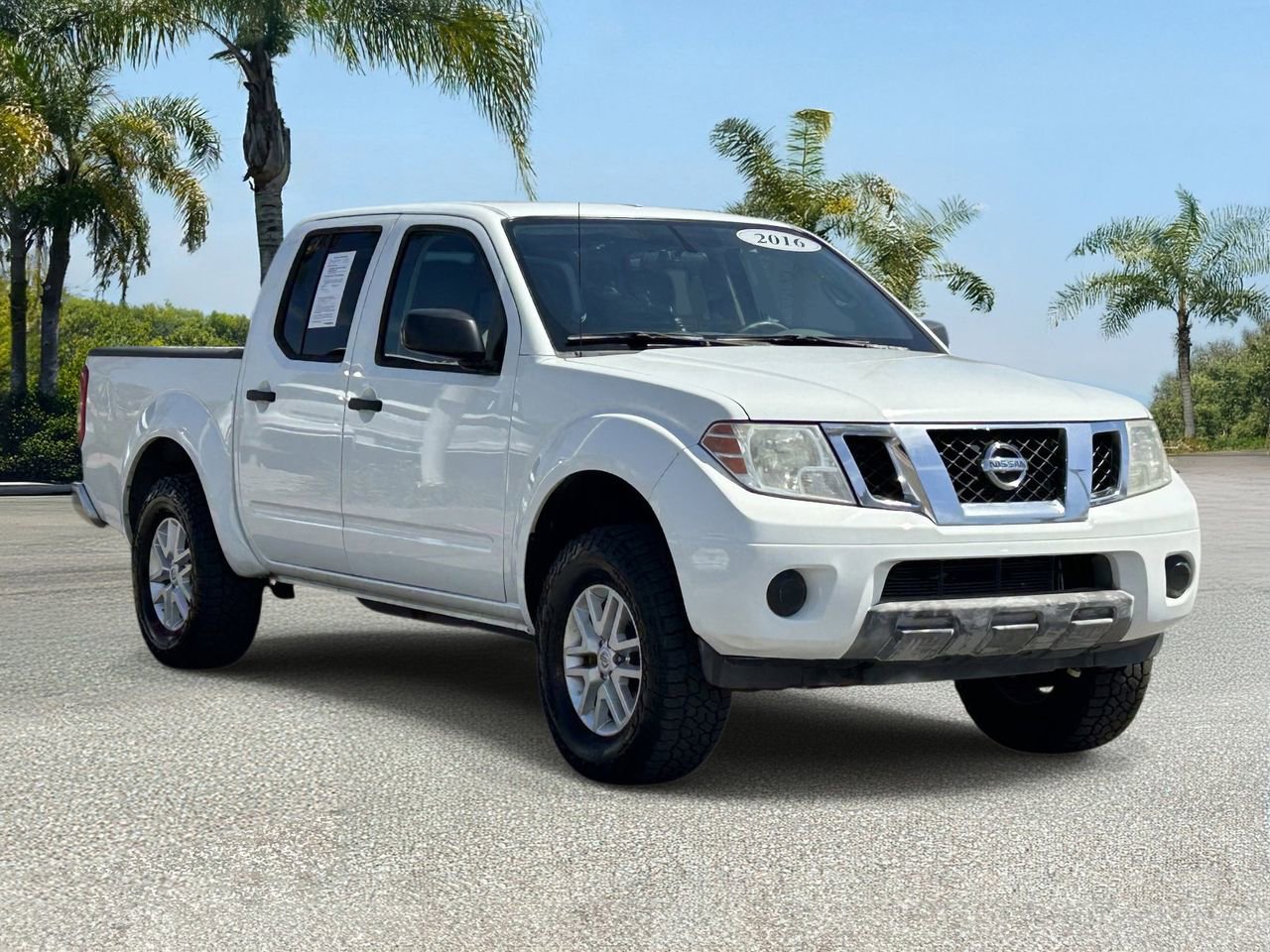 Used 2016 Nissan Frontier SV image 6