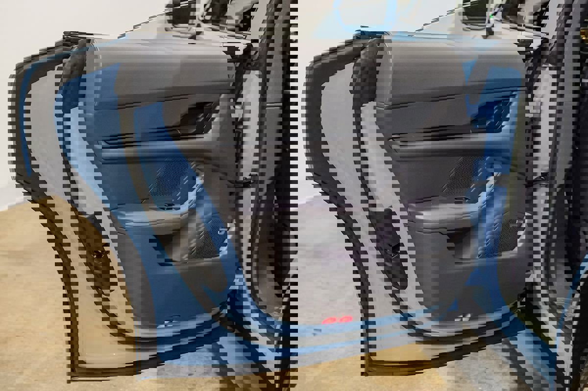 Used 2022 Porsche Taycan 4S image 44