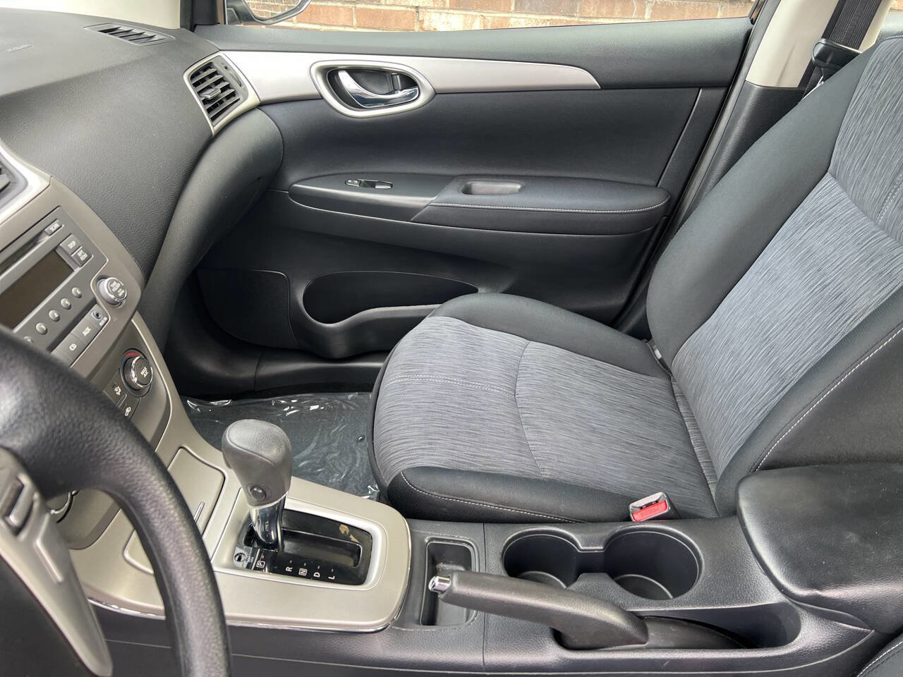 Used 2014 Nissan Sentra SV image 11