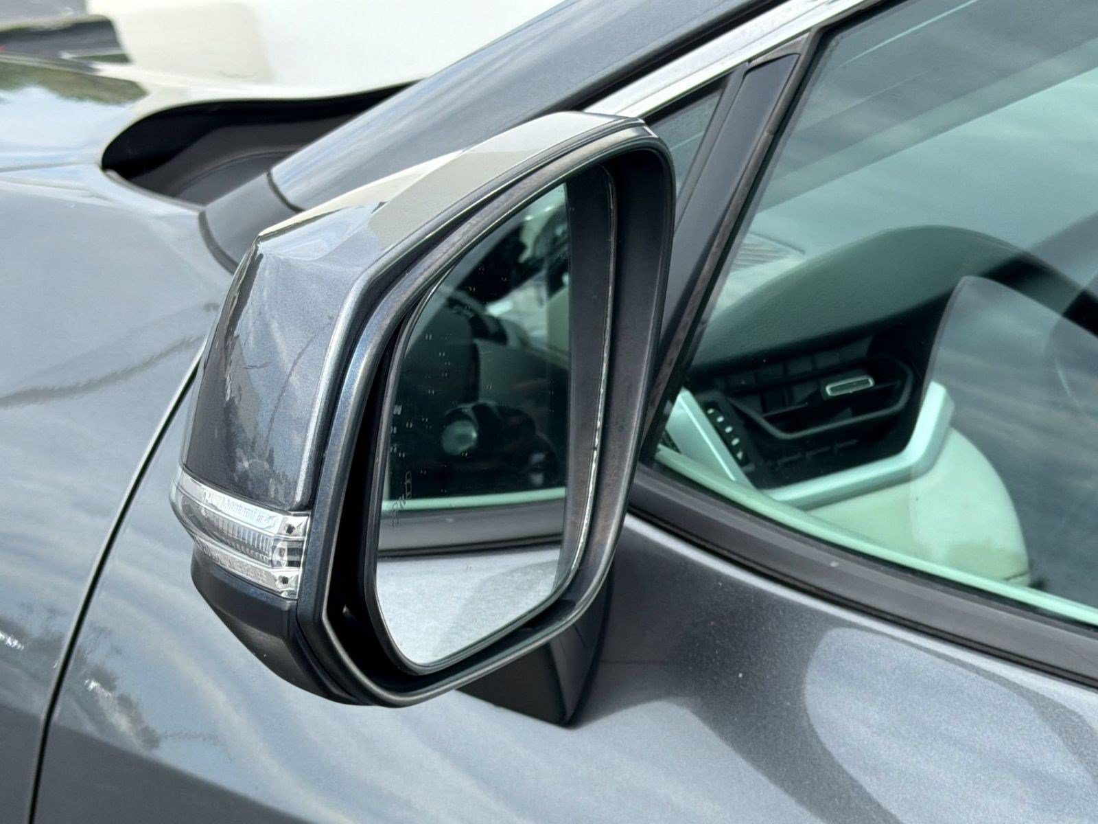 Certified 2021 Toyota RAV4 XLE Premium AWD/4WD image 29